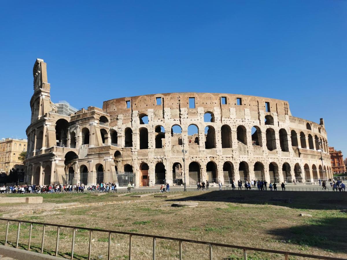 50 Passi Colosseo Apartment Ρώμη Εξωτερικό φωτογραφία